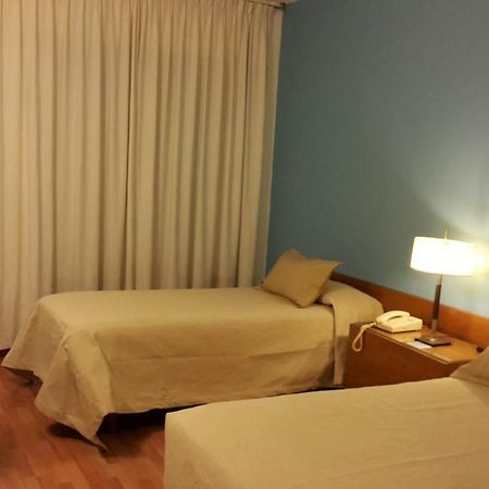 Hotel Avenida Buenos Aires Buitenkant foto